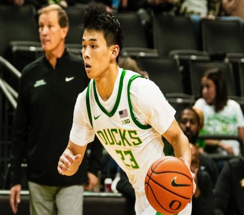 林葳NCAA首秀:首发10+4+2+1+0失误率俄勒冈大学20分大胜