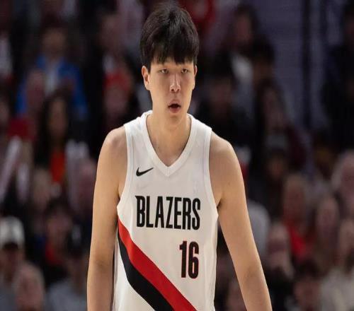 场均2分1篮板,垃圾时间才能上场,杨翰森有必要去发展联盟练级