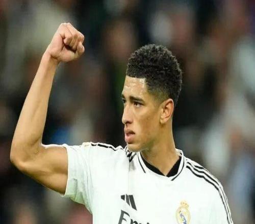 2025全球收入最高的足球运动员