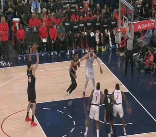 0分,又是0分!快船的首发分卫啊!杨瀚森NBA生涯新低