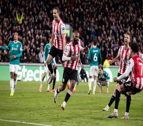 TA：本赛季阿森纳争冠之路十分畅通斯洛特不要总讲球队缺点