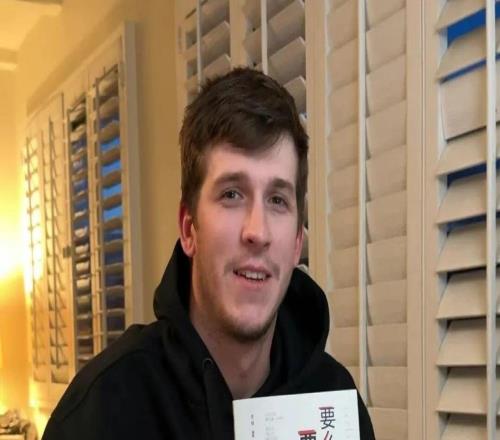 51+11+9!生涯新高!里夫斯,湖人赶紧续约吧...