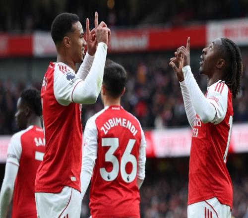 英超夺冠最大热门诞生:9场7胜,狂揽22分,曼城利物浦被甩开