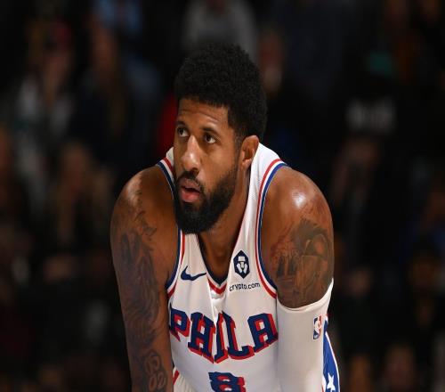 名记:保罗乔治预计将在11月初迎来本赛季首秀