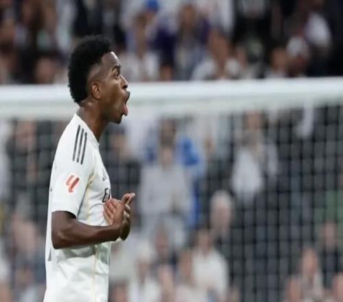 曝维尼修斯考虑离队！不满未得到主帅尊重，皇马力挺阿隆索