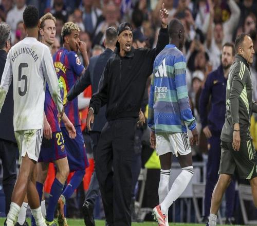 弗里克和拉菲尼亚为巴萨打气:只是输掉了3分,还有时间追赶