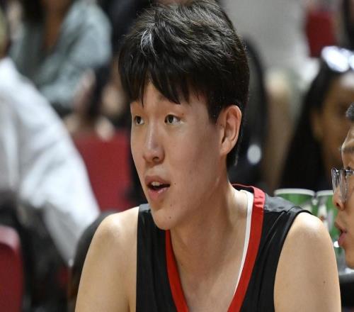 杨瀚森8分钟1分各界说啥专家提下放,韩乔生谈慢,克林根给建议