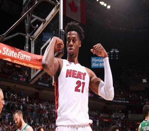 媒体人:上海男篮大概率向前NBA球员怀特塞德提供一份合同