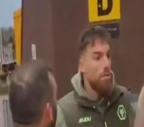 输球后我都不和妻子说话,太阳报:狼队门将若泽萨和球迷争吵