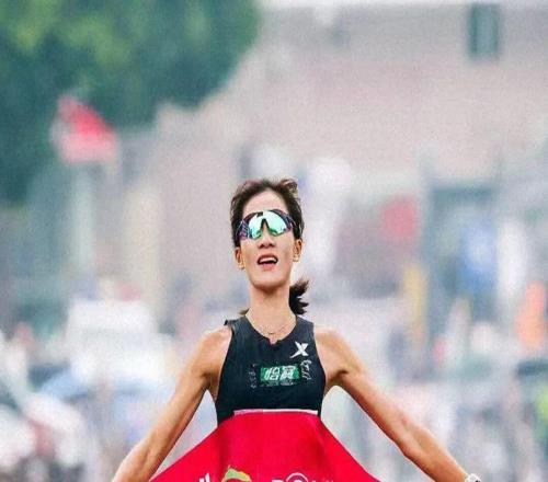 黄菲马拉松女子10月奖金王