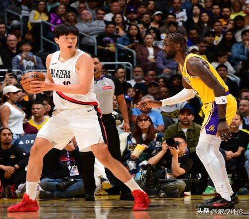 罗威即将回归美名记:他会挤占杨瀚森大量出场时间