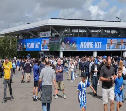 布莱顿官方:因铁路中断,球迷可凭票在主场看英联杯战阿森纳