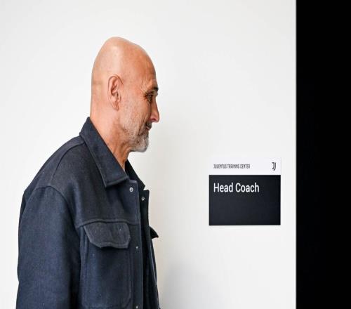 意天空:斯帕莱蒂与尤文的合同并非进欧冠自动续约