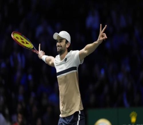 巴黎大师赛：瓦谢鲁20击败诺里，背靠背闯进大师赛八强