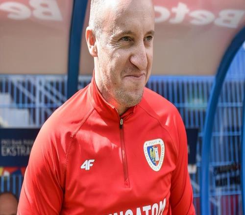 外媒盛赞北京国安：中国皇马，冠军级球队！在这里执教是荣誉