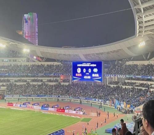 东体：2025年苏超，铸就了中国足球史上永不泯灭的记忆