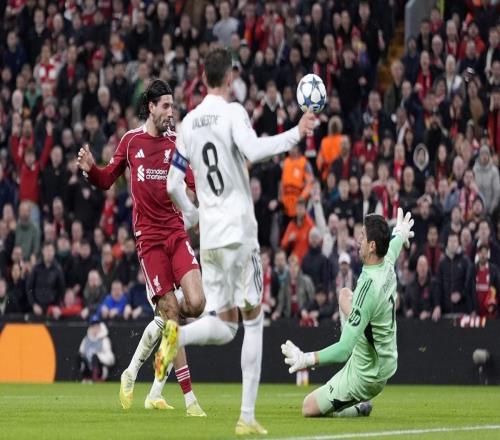 库尔图瓦昨夜对利物浦扑救8次，欧冠生涯仅次于22年决赛的9次