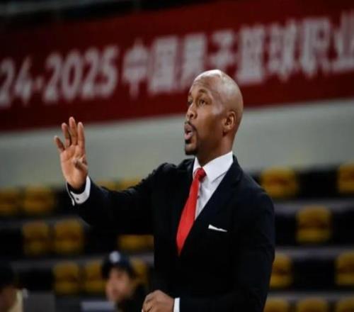 CBA最新消息！浙江广厦官宣外援，威金顿加盟广州男篮