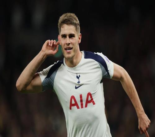 马特劳：热刺希望与范德芬涨薪续约，以体现他的地位