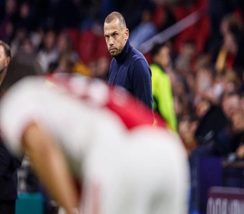 开局4连败垫底！欧冠4冠王官宣解雇41岁主帅滕哈格或回归+已谈判