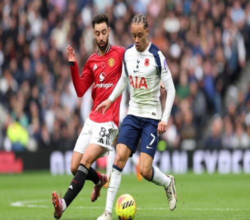 补时绝平，曼联终结各项赛事对阵热刺四连败