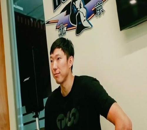 拿人家顶薪却还要打人家：全运会尴尬对决周琦高诗岩谁会下狠手