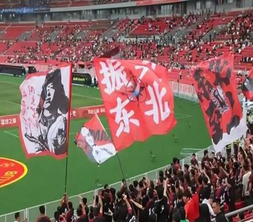 中超再迎1魔鬼主场：辽宁铁人本赛季场均观众高达2.6万人！