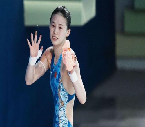 用金牌回应所有人的期待，顶住压力，陈芋汐还能更坚强
