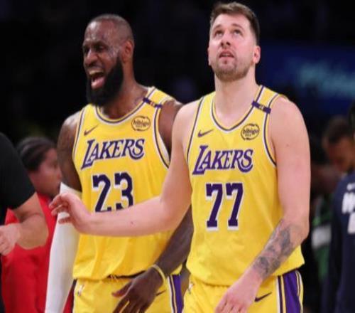 皮尔斯认为：詹姆斯应该从湖人替补做起，让权给年轻球员！