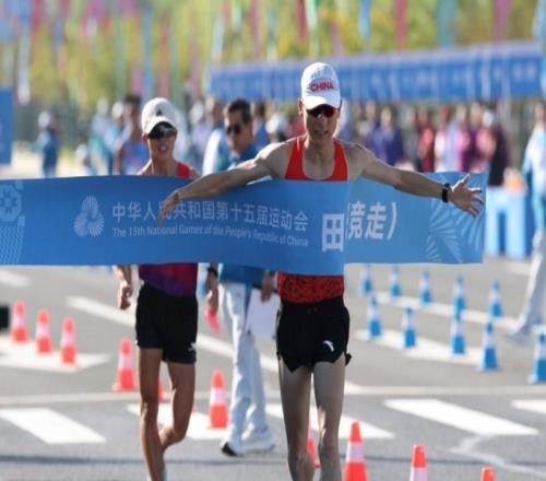 十五运田径首金珠海诞生！云南名将张俊男子20公里竞走夺冠