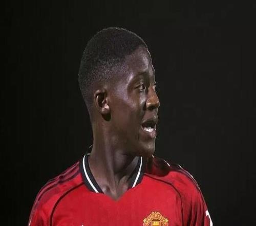 斯基拉：那不勒斯计划通过冬窗买中场，目前看上梅努等5人