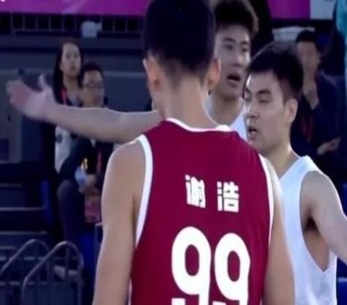 指责裁判判罚！中国篮协：朱松玮领衔江苏三人男篮球员禁赛1个月