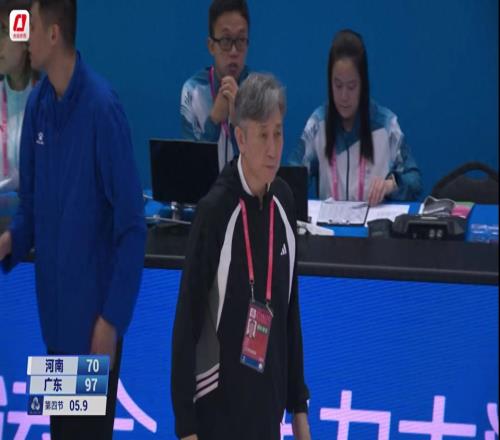 0分0板0助0抢断+1失误，却被郑永刚安排打首发，粤蜜：真是看不懂