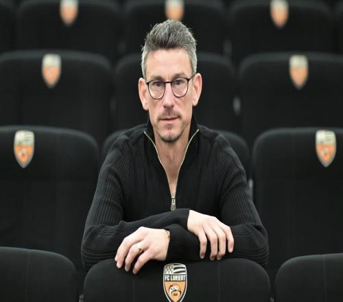 科斯切尔尼：温格把经验传给了我们我愿为阿森纳付出一切