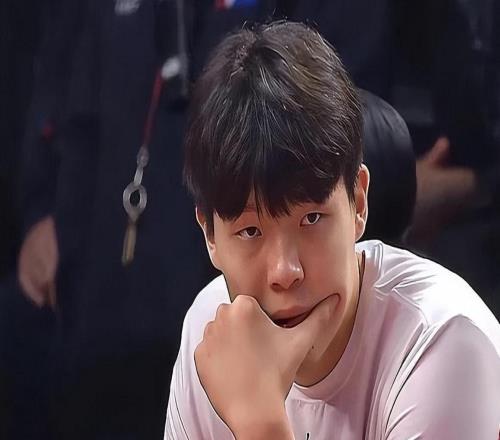 NBA杯杨瀚森未获出场机会，库里38分助开拓者险胜勇士