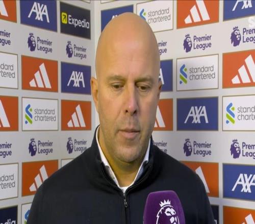 斯洛特：主场03输球不符合我们的标准，我对此承担全部责任