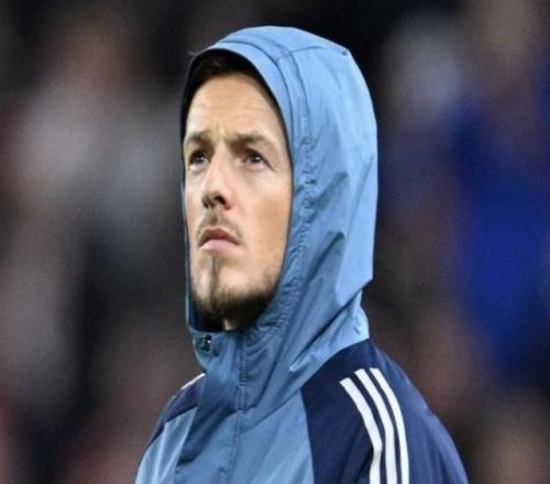 前景不明，电讯报：求胜心态可能加重了本怀特的身体负荷