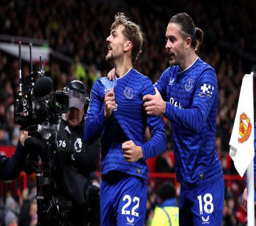 01！对手内讧红牌，切尔西旧将世界波，曼联久攻不下，主场沦陷