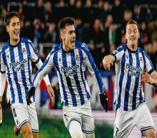 巴雷内切亚：前几天跟苏比吃饭聊过吊射，刚好有机会就试一脚