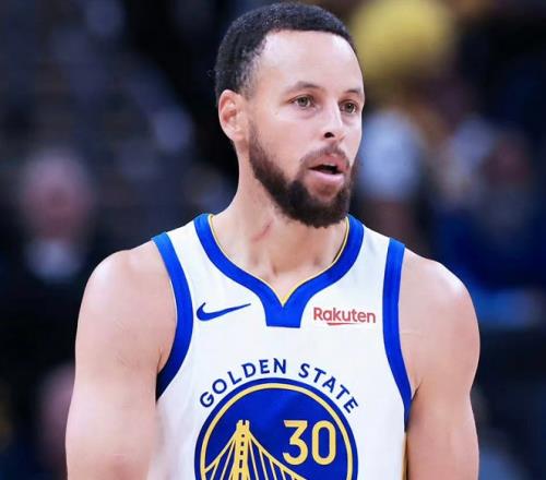 NBA今日里程碑！约基奇创神级纪录，库里历史第1，4人创新高