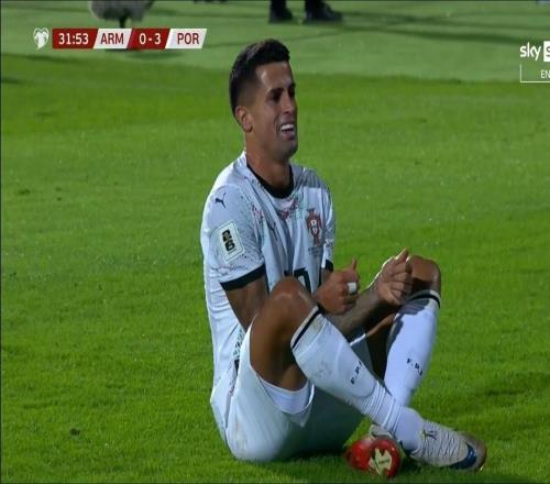 罗马诺：尤文并未追逐坎塞洛，球员不降薪意甲俱乐部无法负担