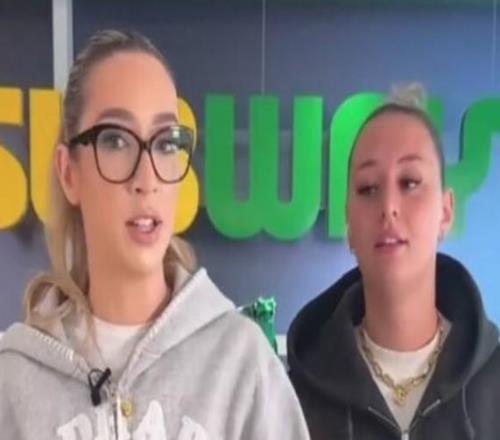 女子英联杯抽签嘉宾把球抽出来再放回去，引发球迷质疑