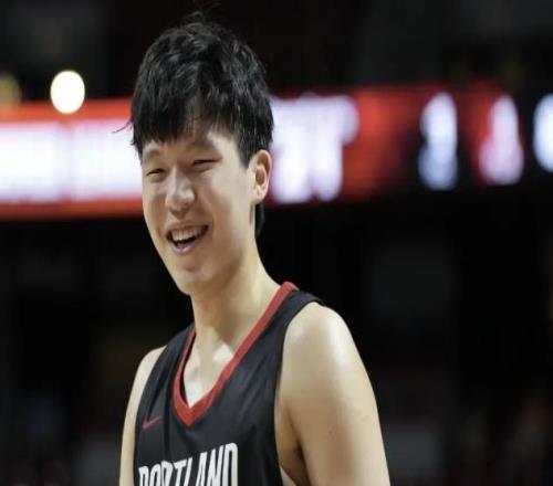 不是语言，不是技术！杨瀚森最大短板，球迷建议他能改正