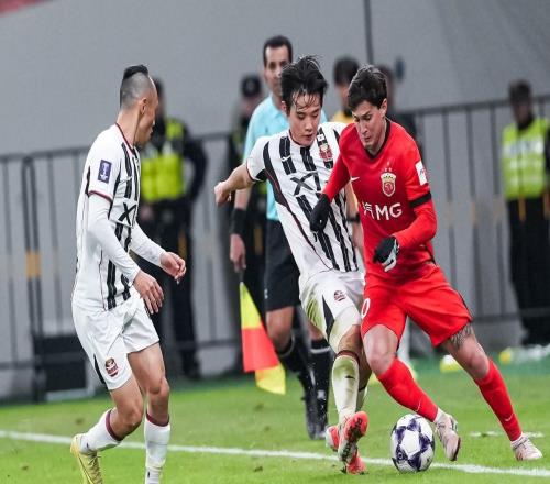 破案了！上海海港垫底原因找到，王燊超说漏嘴，亚冠或不在计划内