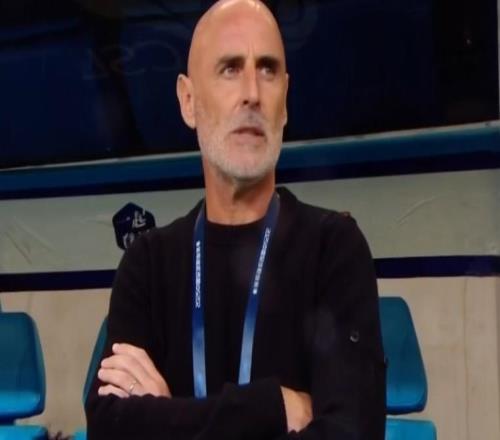 带队6战4胜重回积分榜榜首，穆斯卡特当选中超910月最佳教练