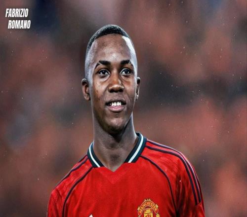 罗马诺：曼联新援奥罗斯科将在未来几天抵达英国完成转会流程