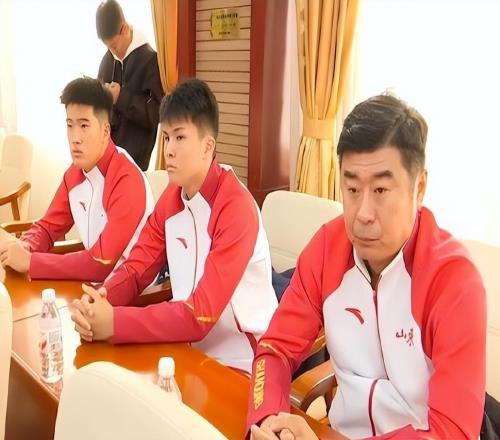 山东泰山选帅新动向！首选还是洋教练，韩鹏转正艰难，原因曝光