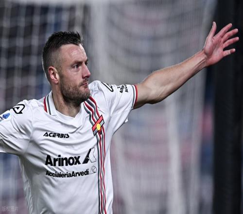 意甲最新积分战报前英超老将2球博洛尼亚爆冷输球无力追上国米