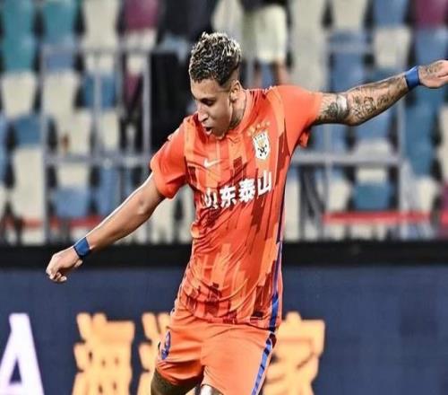 罗慕洛归化有戏！中超归化政策放宽：成都或是最大受益者！