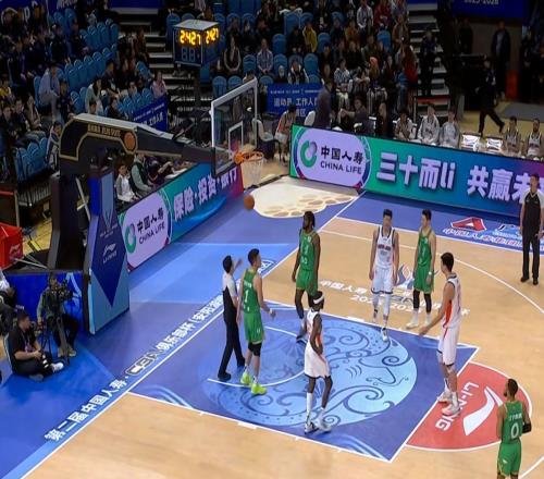 拒绝加盟广东队CBA强力中锋“不满”杜锋，36+15打成本土得分王